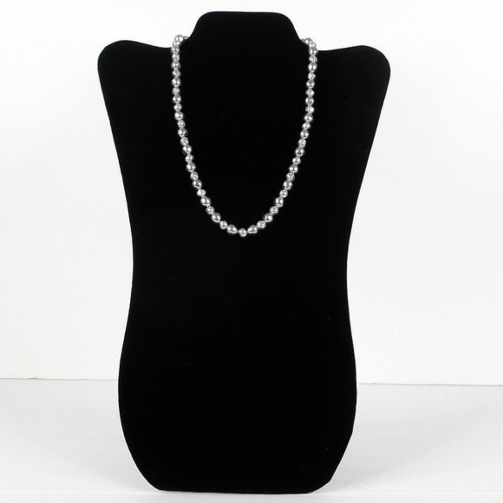 Vintage Womens Strand Necklace 18 in. Gray Faux Pearl Classic‎ Fashion Jewelry